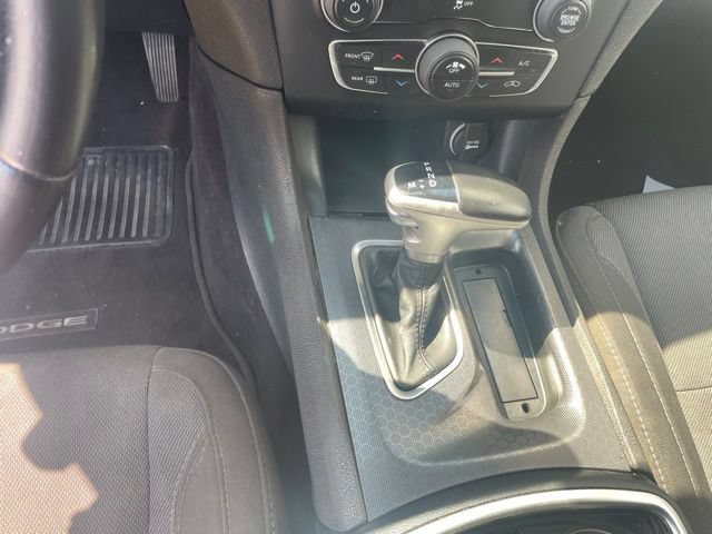 Used 2017 Dodge Charger SXT RWD image 25