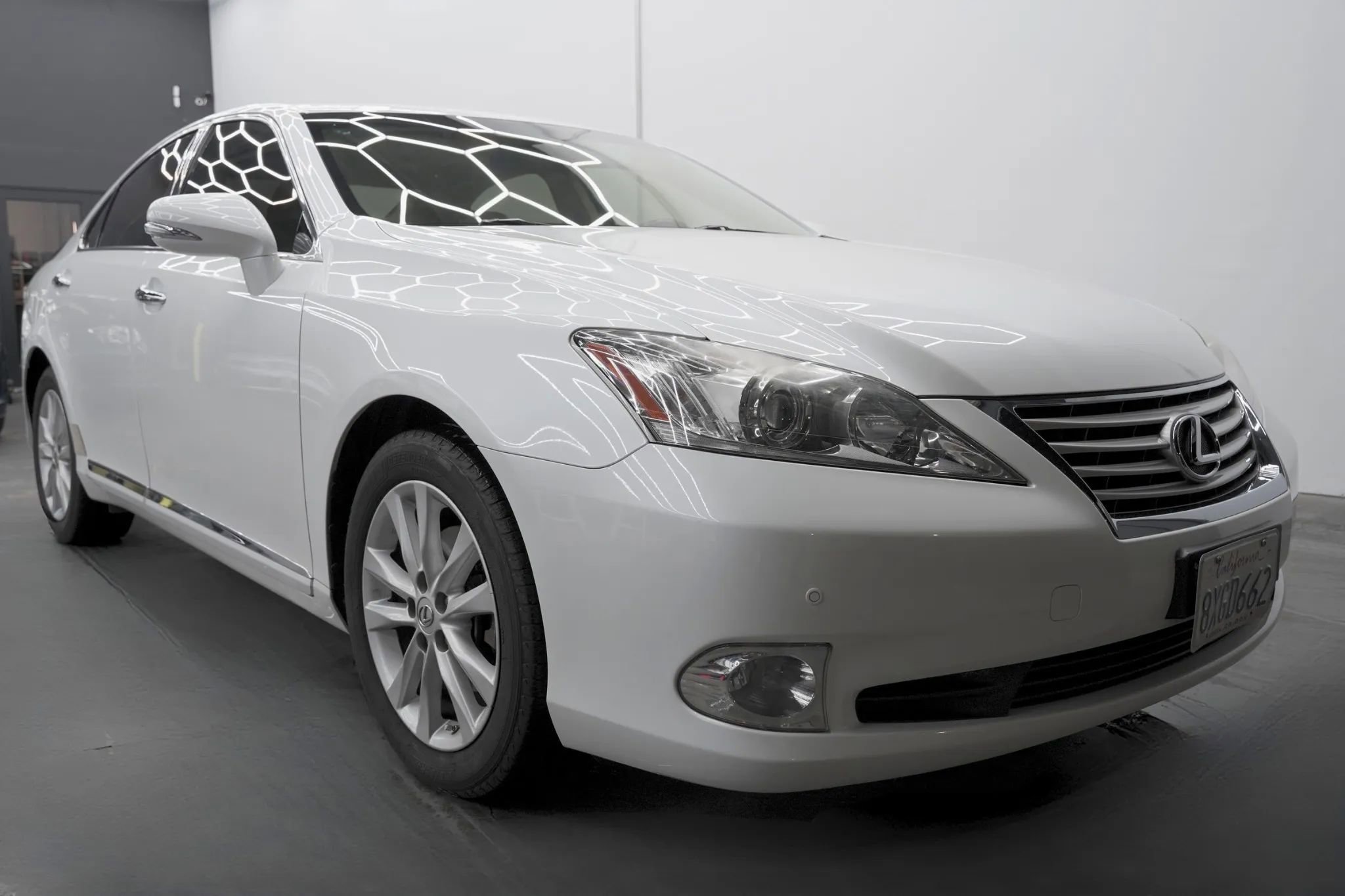 Used 2011 Lexus ES 350 w/ Preferred Accessory Package