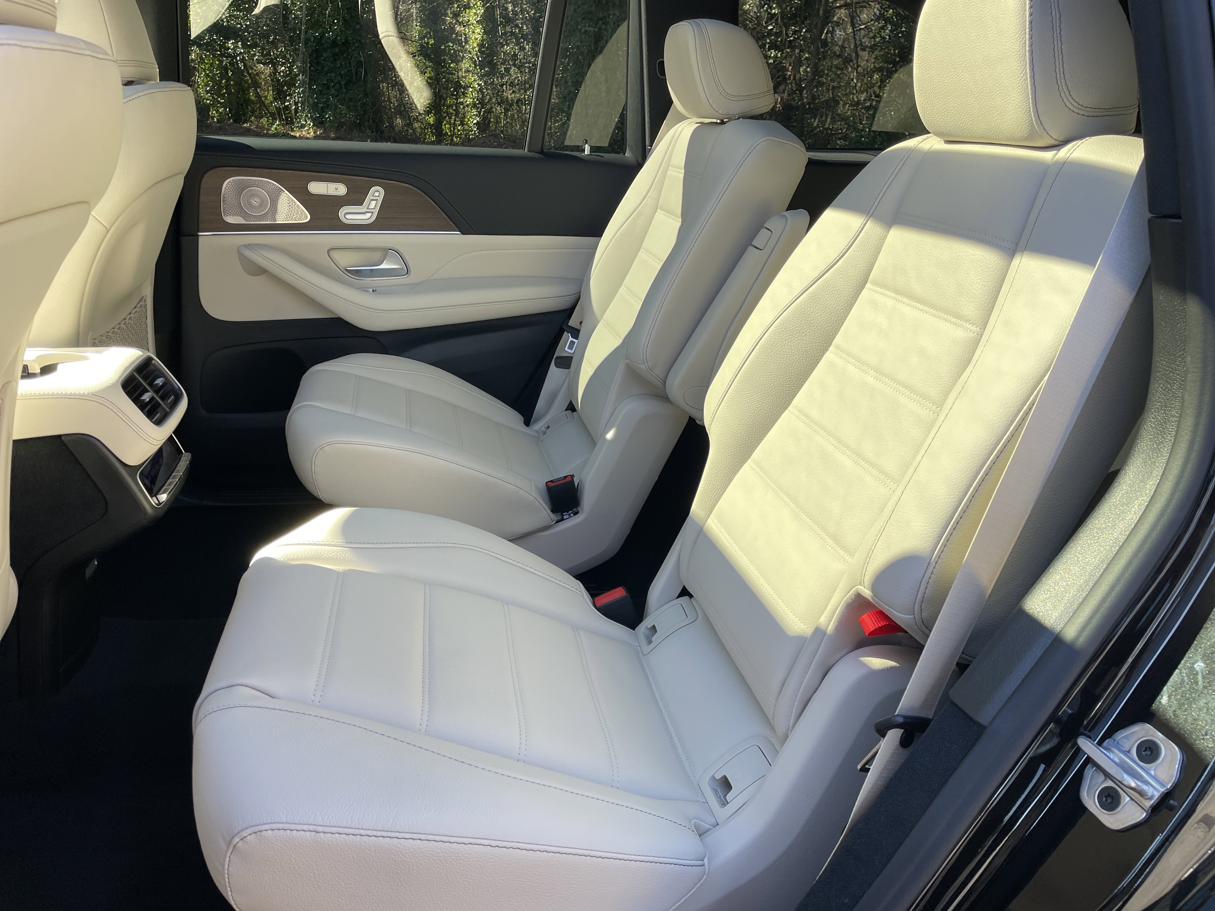 New 2026 Mercedes-Benz GLS 580 4MATIC image 37