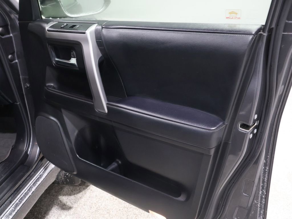 Used 2021 Toyota 4Runner Limited image 27