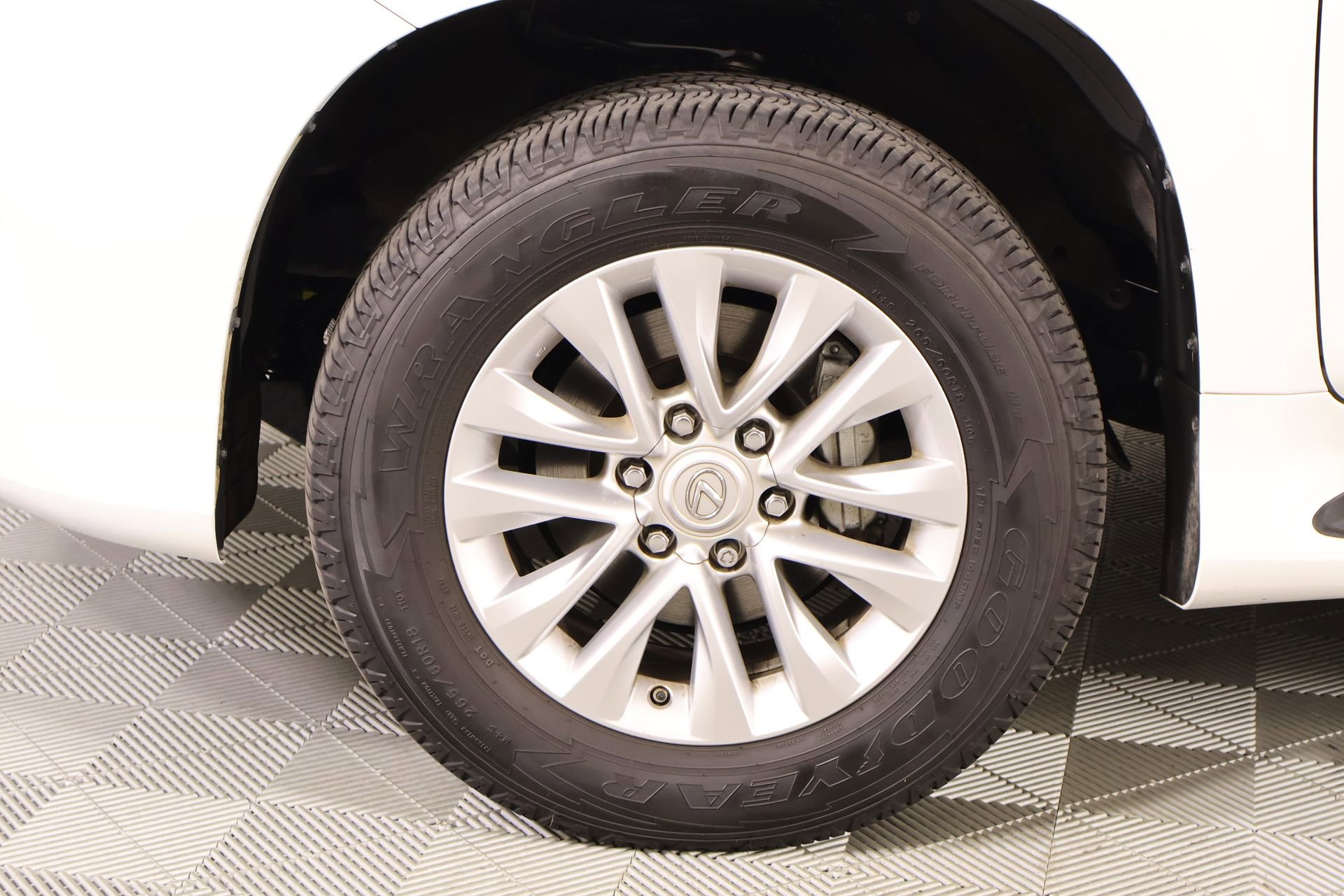 Used 2021 Lexus GX 460 Premium w/ Premium Package image 21