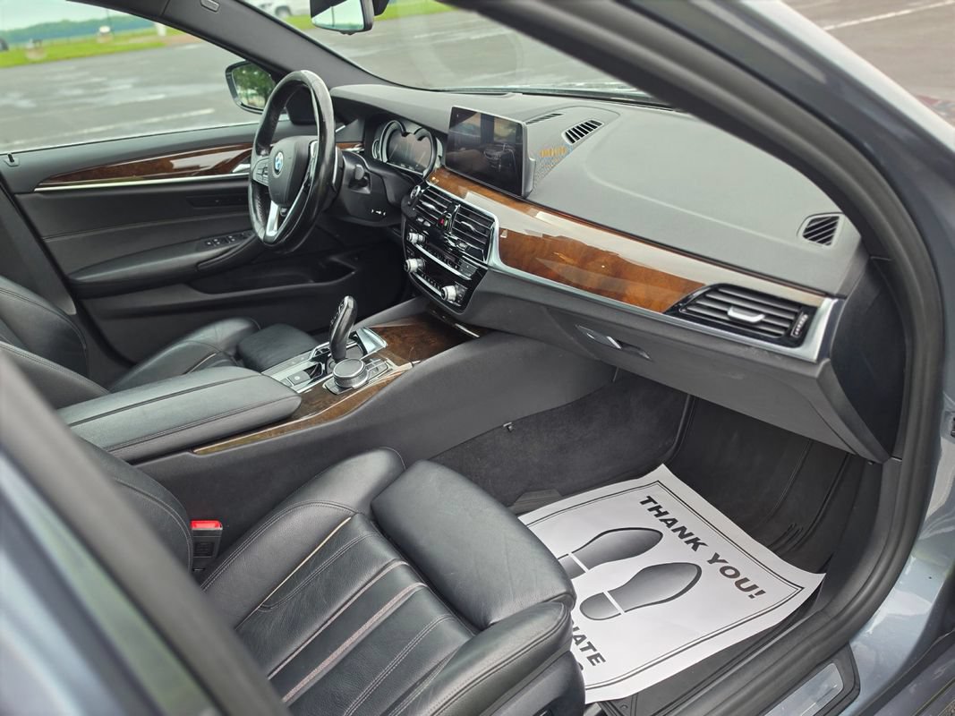 Used 2019 BMW 540i xDrive w/ Premium Package AWD/4WD image 17