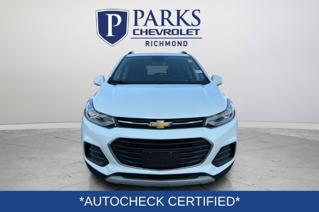 Certified 2020 Chevrolet Trax LT w/ LT Convenience Package FWD image 2