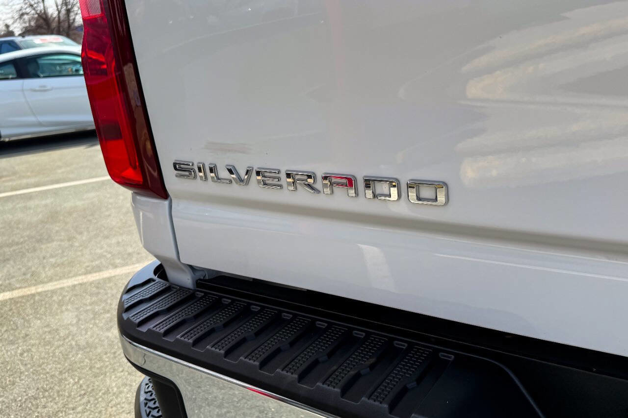 Used 2020 Chevrolet Silverado 3500 LTZ w/ LTZ Plus Package image 22