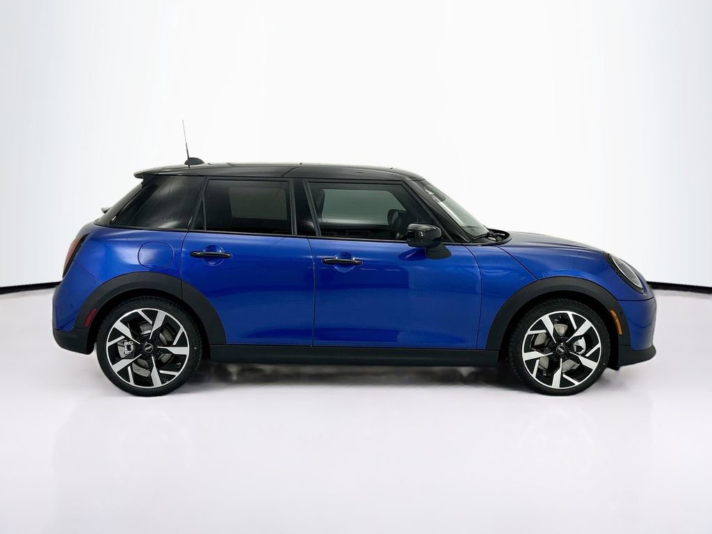 New 2026 MINI Cooper 4-Door Hardtop image 4