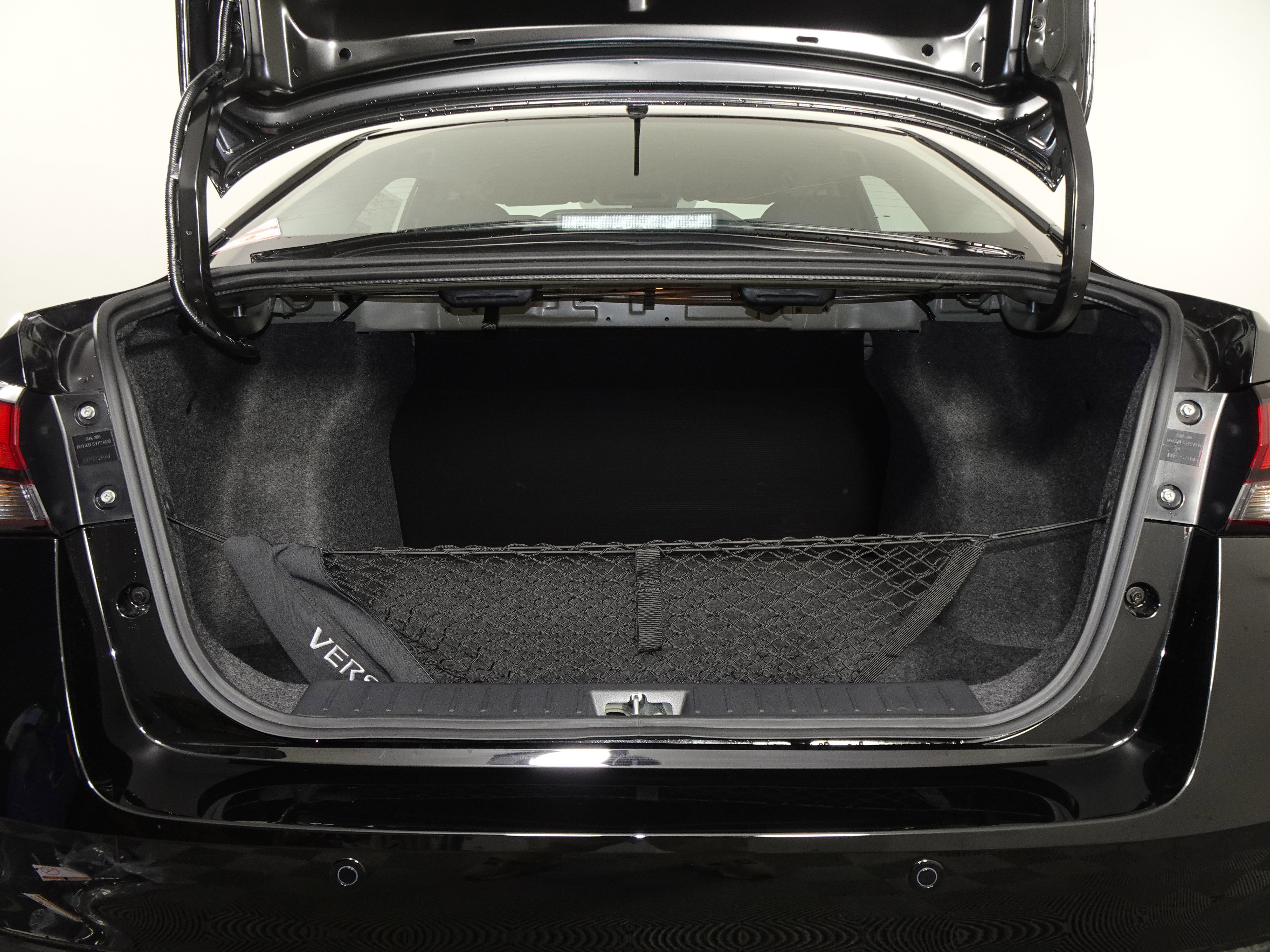 New 2025 Nissan Versa S w/ Trunk Package image 11