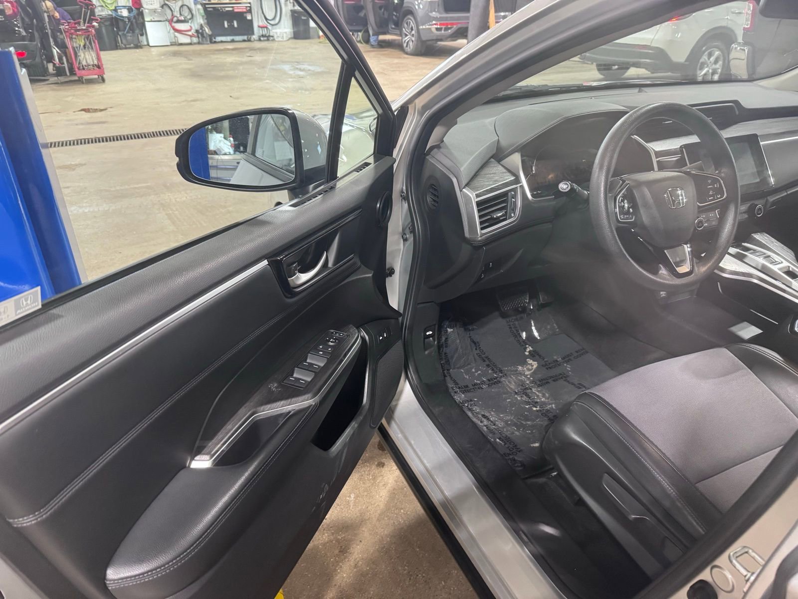 Used 2018 Honda Clarity Base image 10