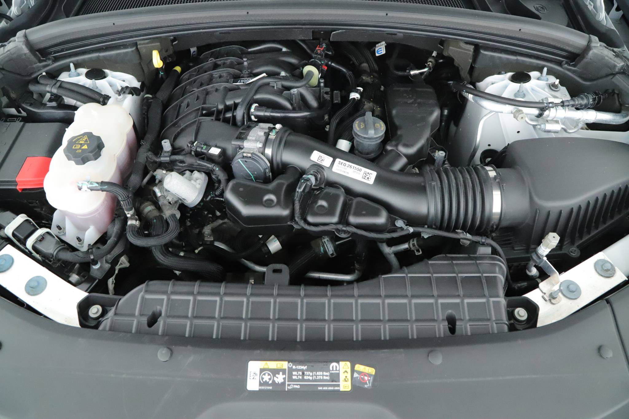 Used 2023 Jeep Grand Cherokee Altitude AWD/4WD image 17