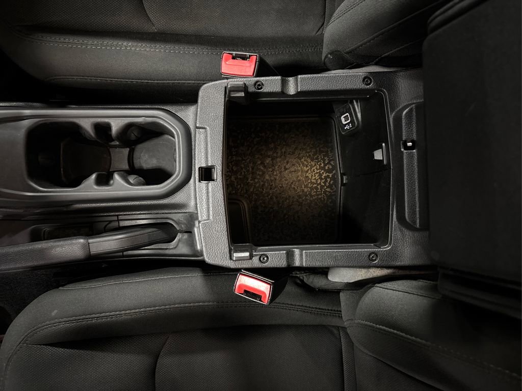 Used 2018 Jeep Wrangler Unlimited Sahara image 21