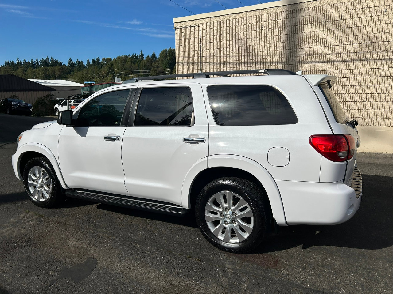 Used 2013 Toyota Sequoia Platinum image 7