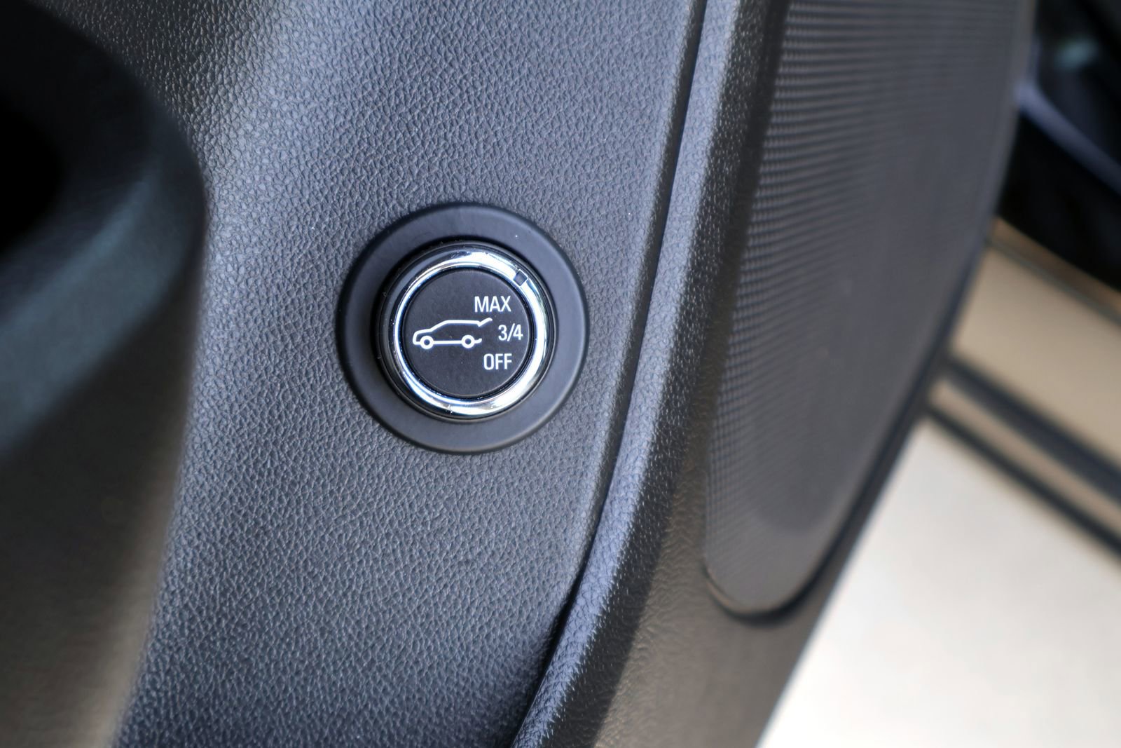 Used 2024 Chevrolet Blazer LT AWD/4WD image 22