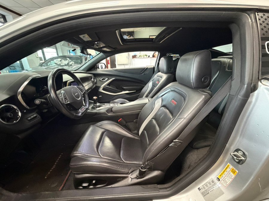 Used 2018 Chevrolet Camaro SS w/ Redline Edition RWD image 27