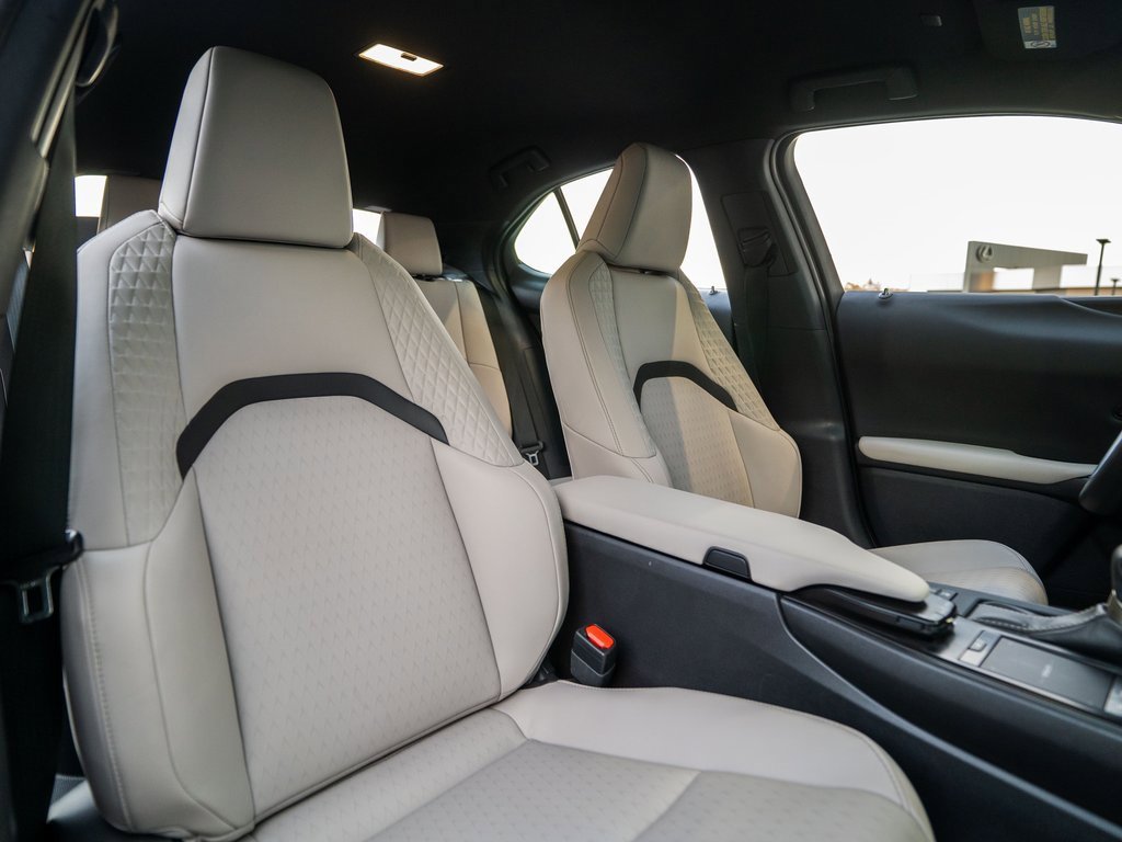 Used 2021 Lexus UX 250h w/ Accessory Package (Z1) image 12