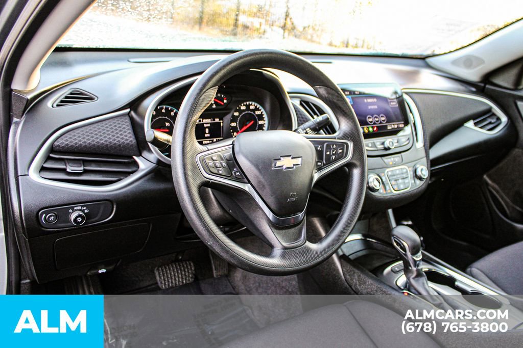 Used 2024 Chevrolet Malibu LT FWD image 22