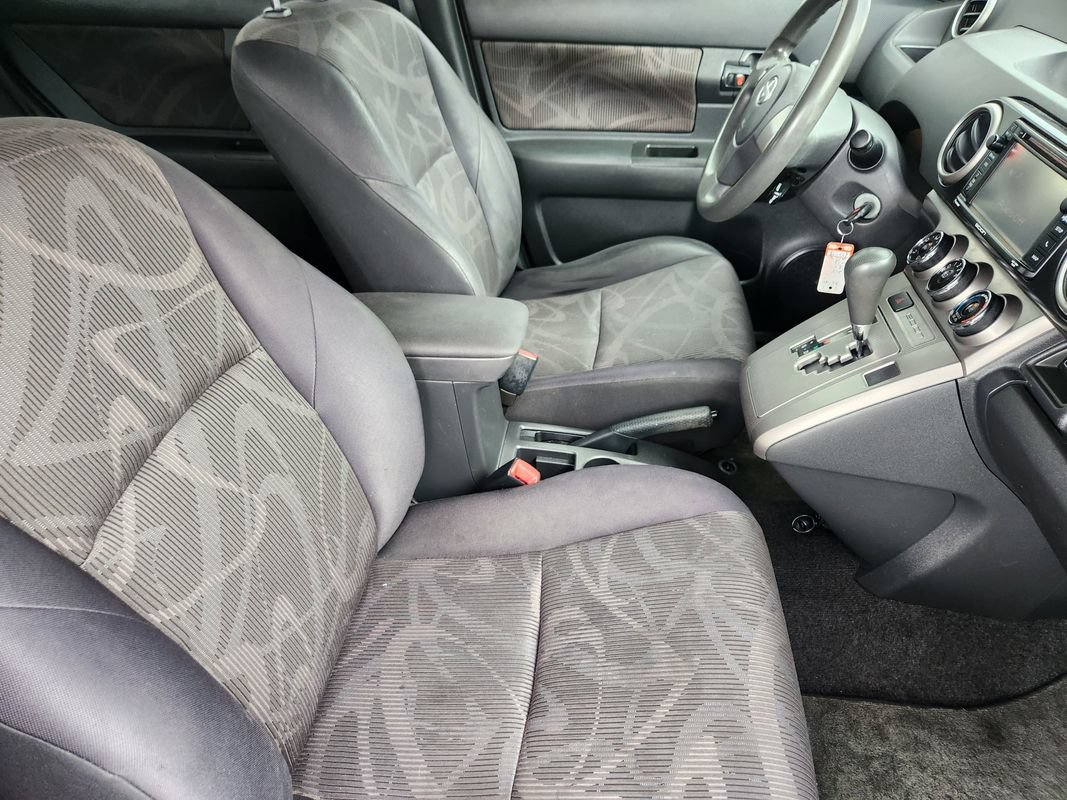Used 2014 Scion xB FWD image 15