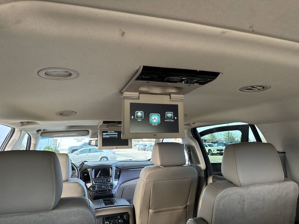 Certified 2017 Chevrolet Suburban Premier AWD/4WD image 31