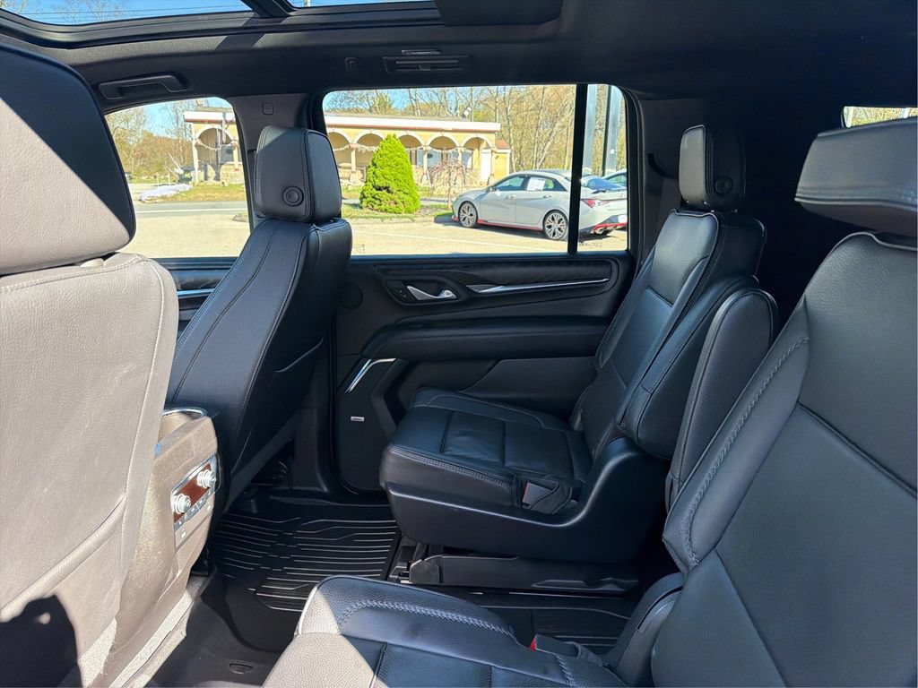 Certified 2023 GMC Yukon XL Denali AWD/4WD image 10