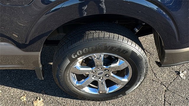 Certified 2021 Ford F150 Lariat w/ Equipment Group 502A High image 25