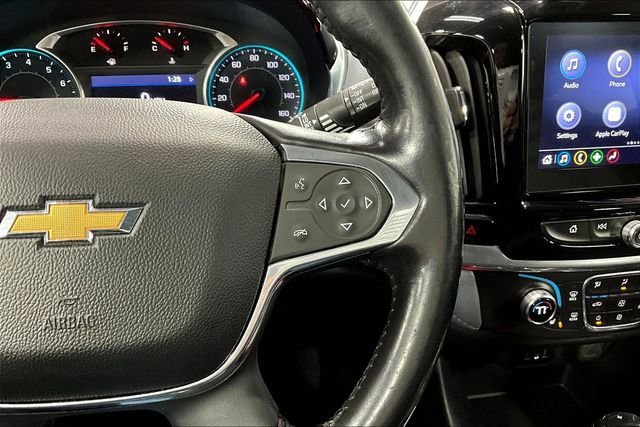 Used 2020 Chevrolet Traverse LT w/ Driver Confidence II Package AWD/4WD image 13