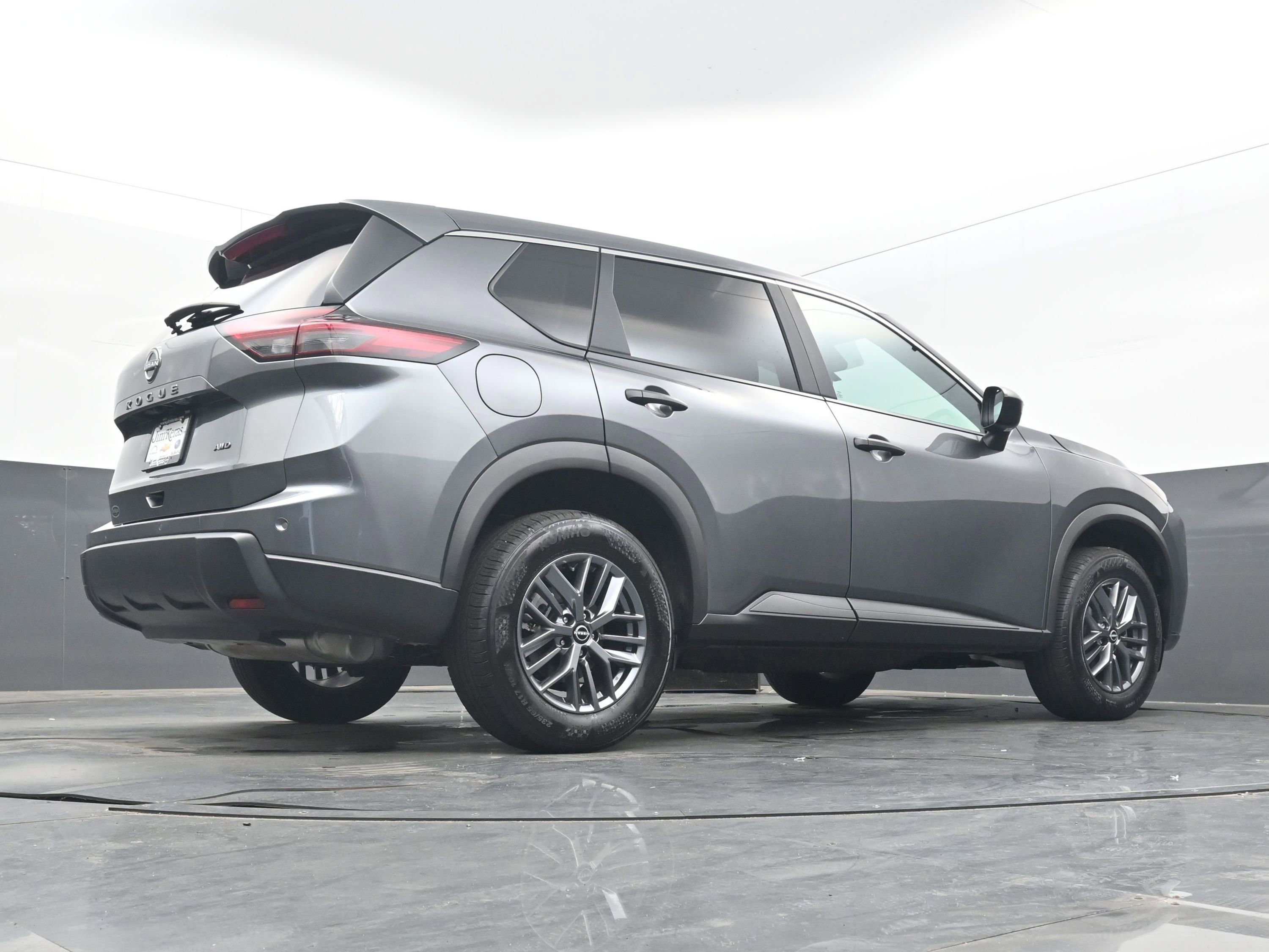 Certified 2025 Nissan Rogue S image 24