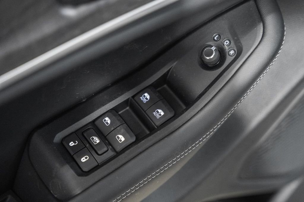 New 2025 Jeep Grand Cherokee Limited image 39