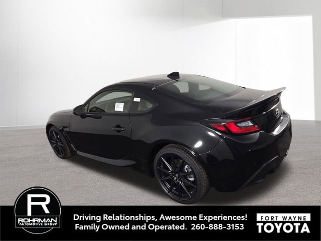 New 2025 Toyota GR86 Premium image 9