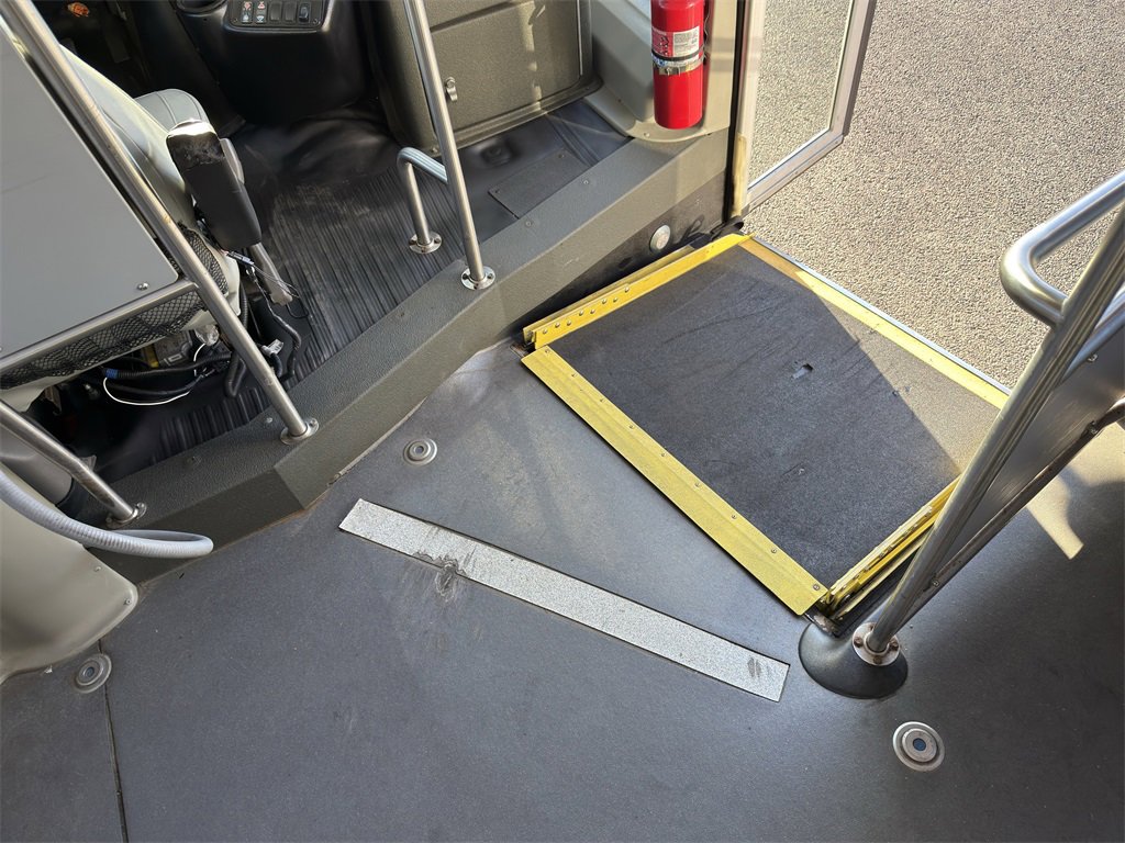 Used 2014 Chevrolet Express 4500 Base w/ Shuttle Bus Package image 29