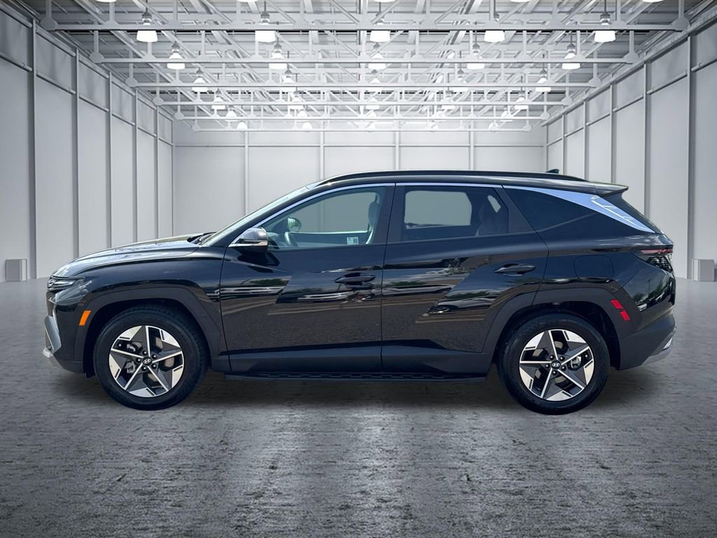 Certified 2025 Hyundai Tucson SEL FWD image 4