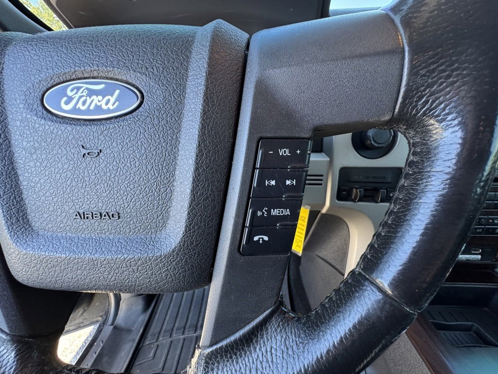 Used 2012 Ford F150 Lariat w/ Lariat Chrome Pkg image 21