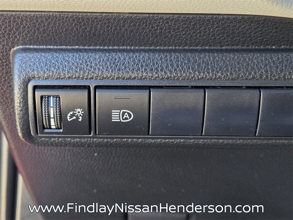 Used 2021 Toyota Corolla SE image 22