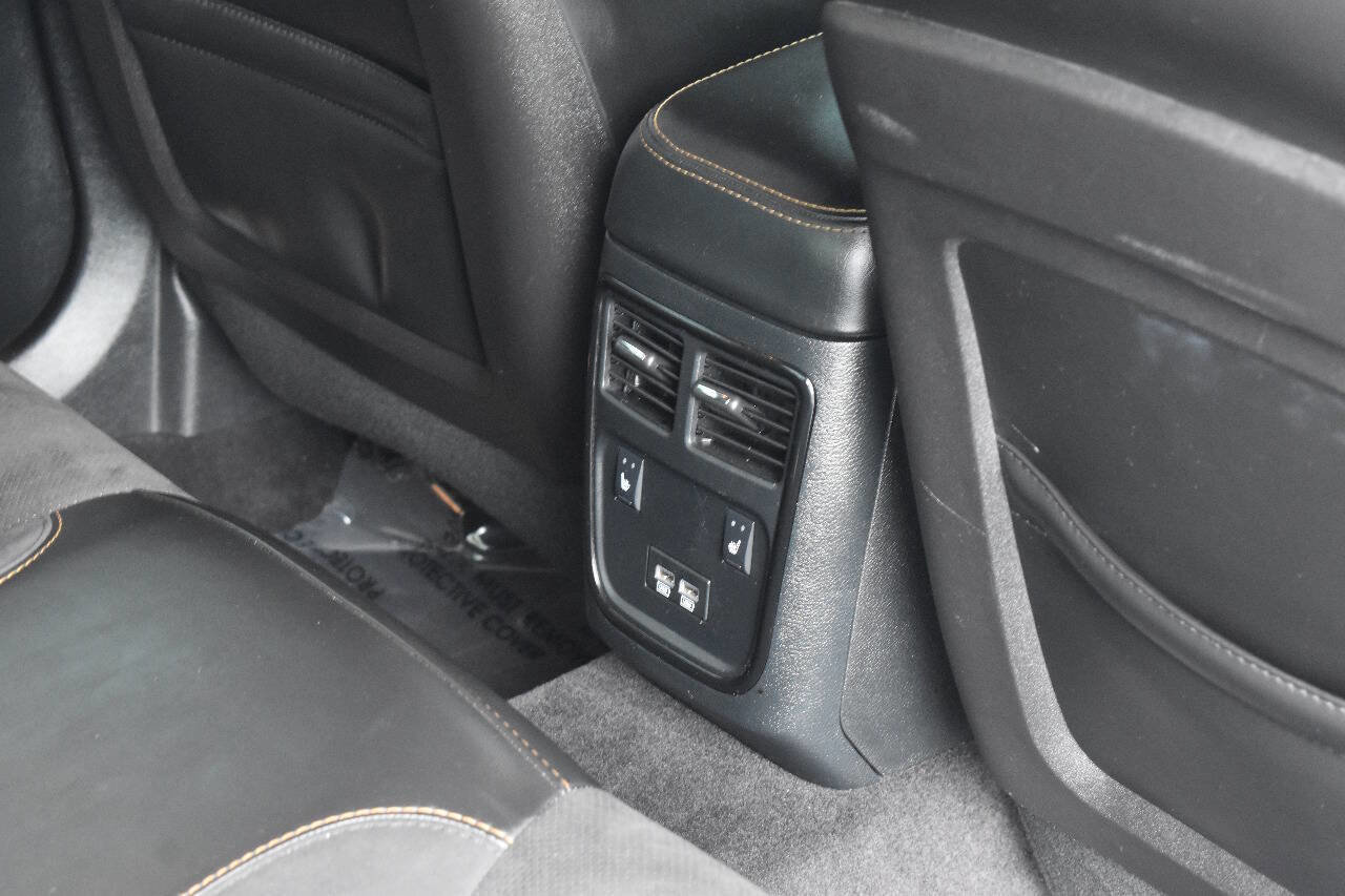 Used 2018 Dodge Charger R/T image 17