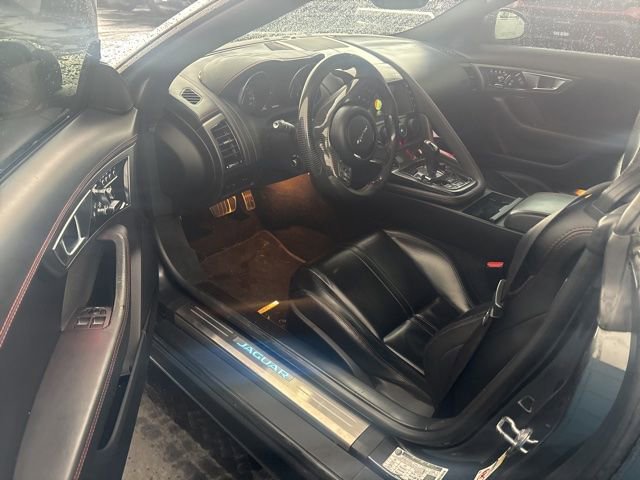 Used 2016 Jaguar F-TYPE R image 5