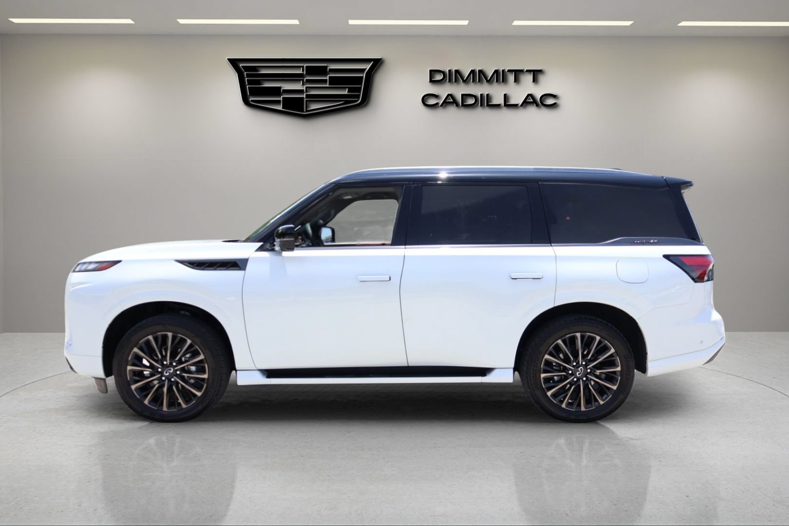 Used 2025 INFINITI QX80 Autograph AWD/4WD image 8