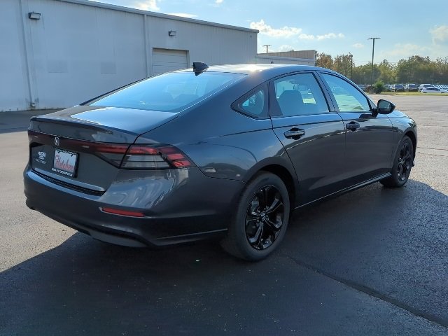 New 2025 Honda Accord SE image 7