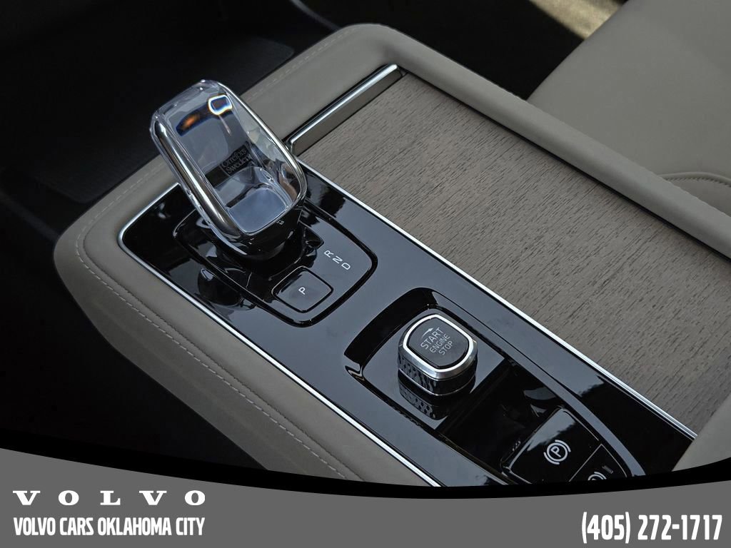 Used 2026 Volvo XC90 B6 Plus w/ Protection Package Premier image 22