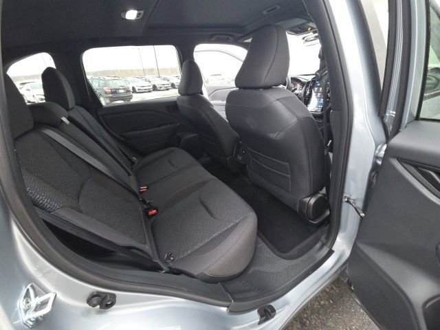 Used 2025 Subaru Forester Premium image 18