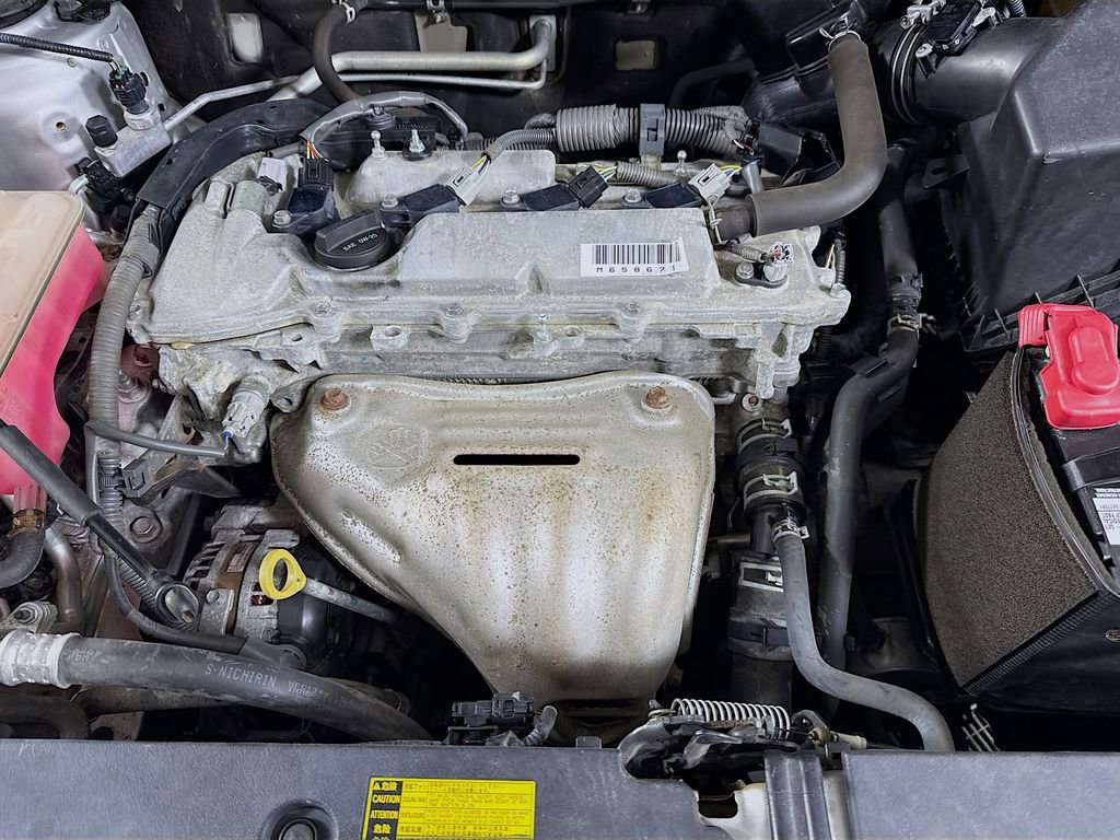 Used 2014 Toyota RAV4 XLE AWD/4WD image 32