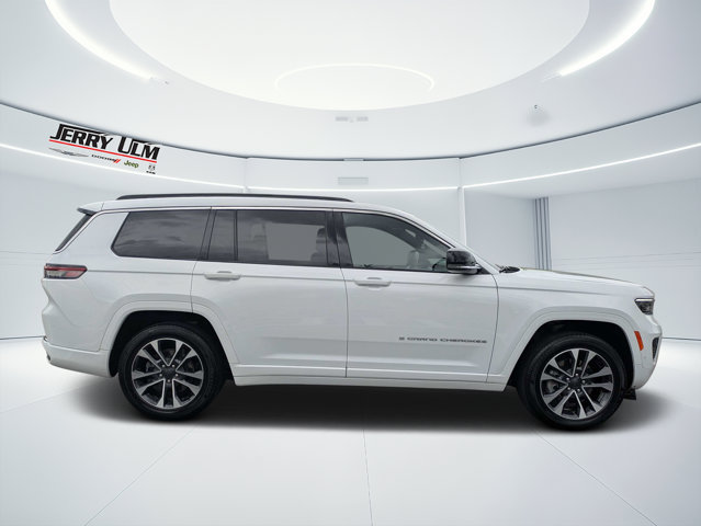 Certified 2025 Jeep Grand Cherokee L Overland AWD/4WD image 2