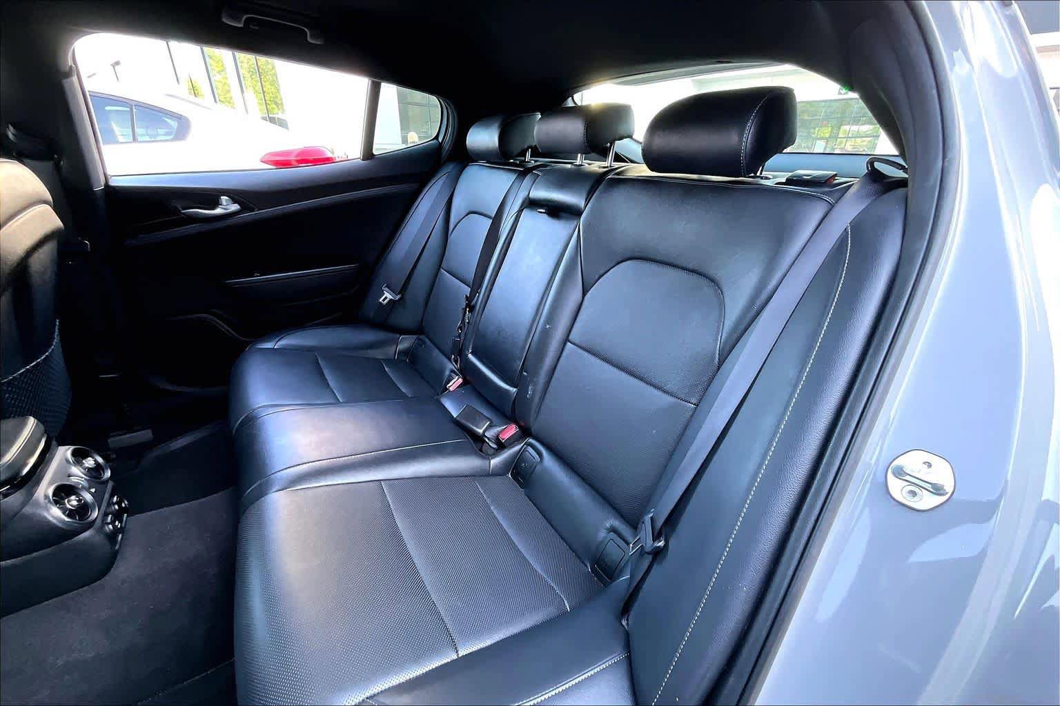 Used 2022 Kia Stinger GT-Line RWD image 20
