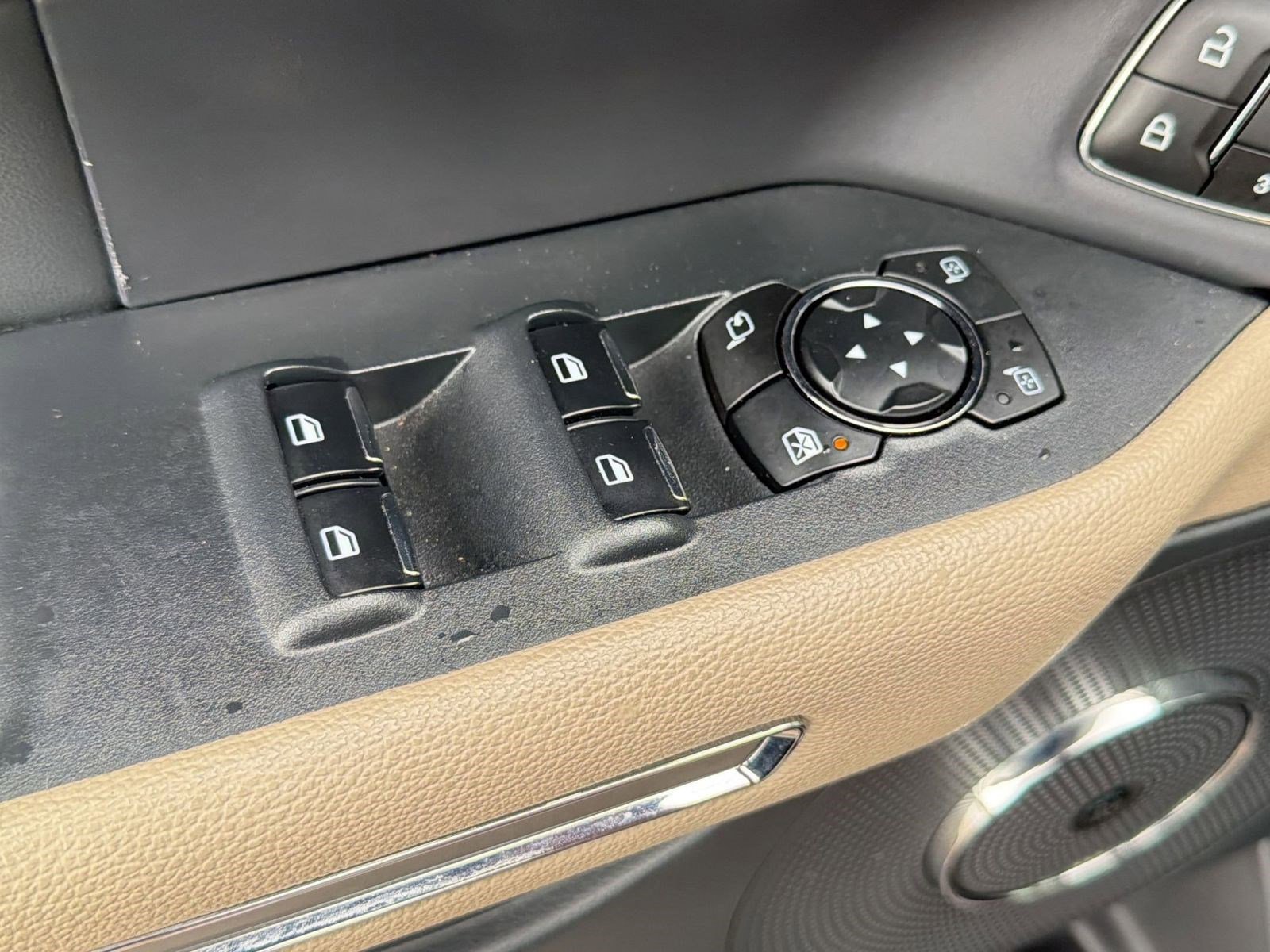 Used 2023 Ford Expedition Limited image 11