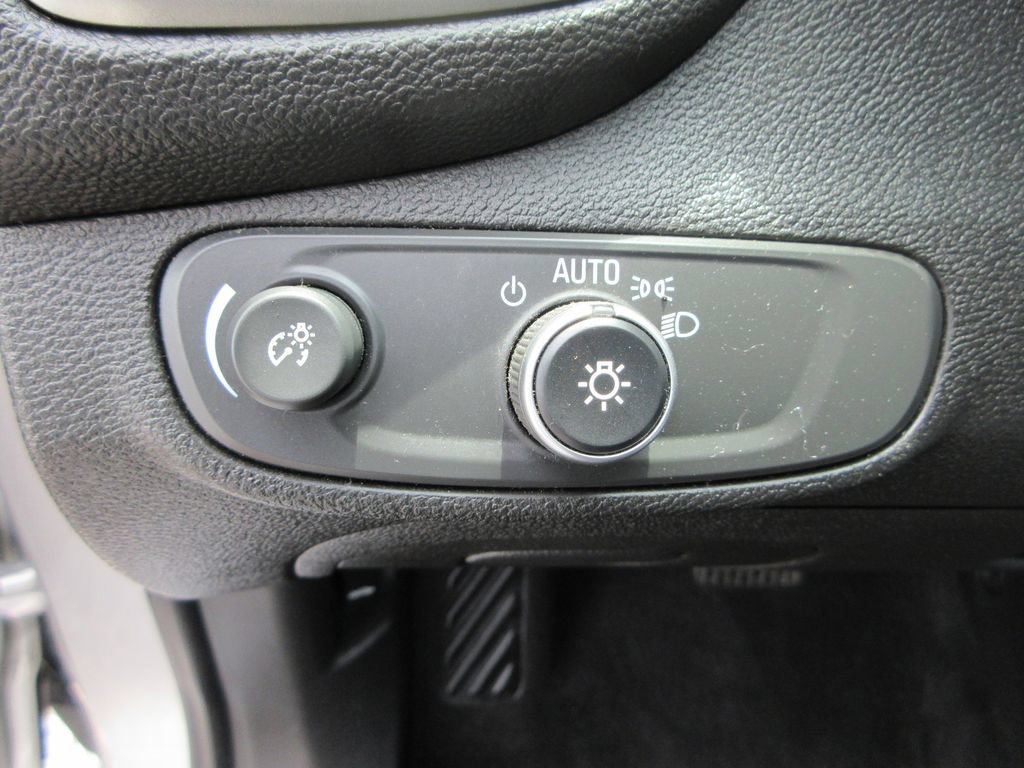 Certified 2020 Chevrolet Trax LT FWD image 23