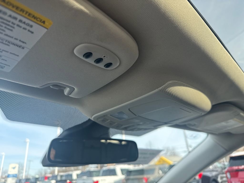 Used 2023 Ford Edge SEL w/ Convenience Package image 41