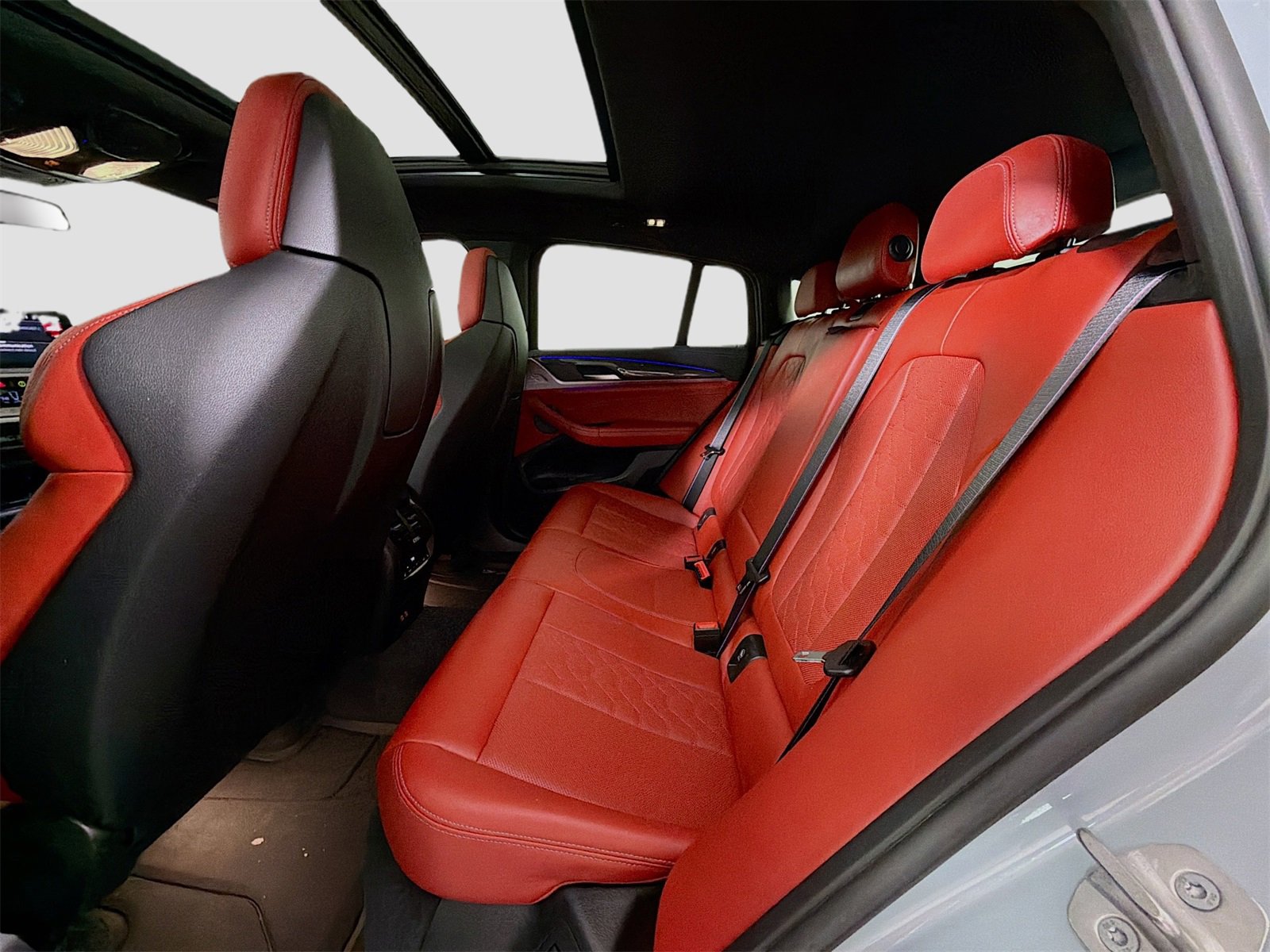 Used 2024 BMW X4 M w/ Competition Package image 25