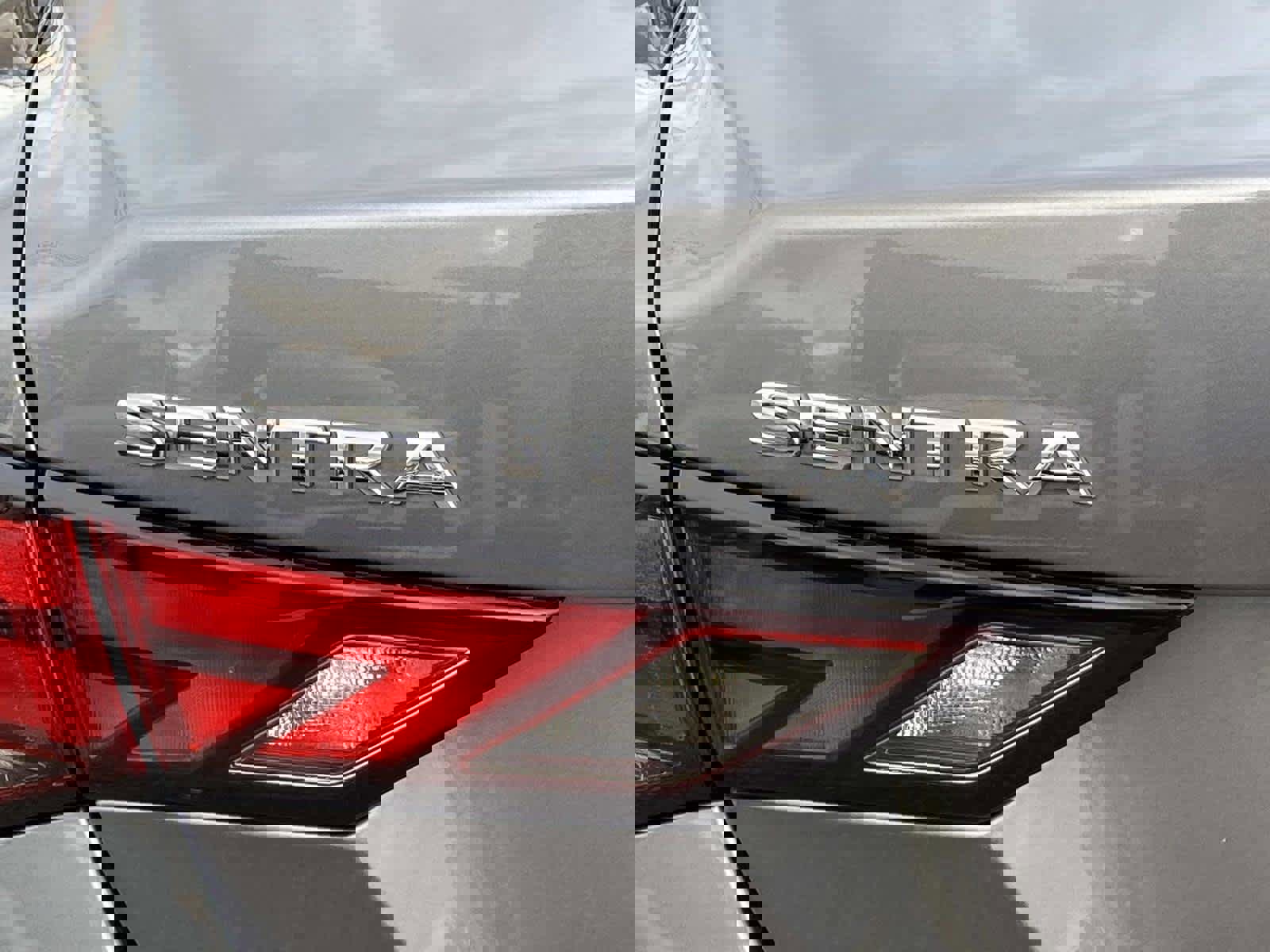 Used 2024 Nissan Sentra SV image 6