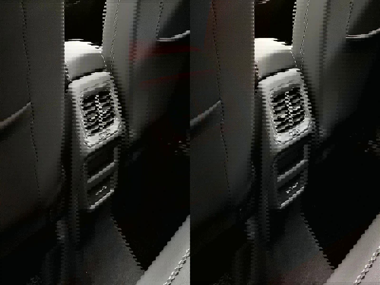 New 2026 Volkswagen Taos SEL image 16