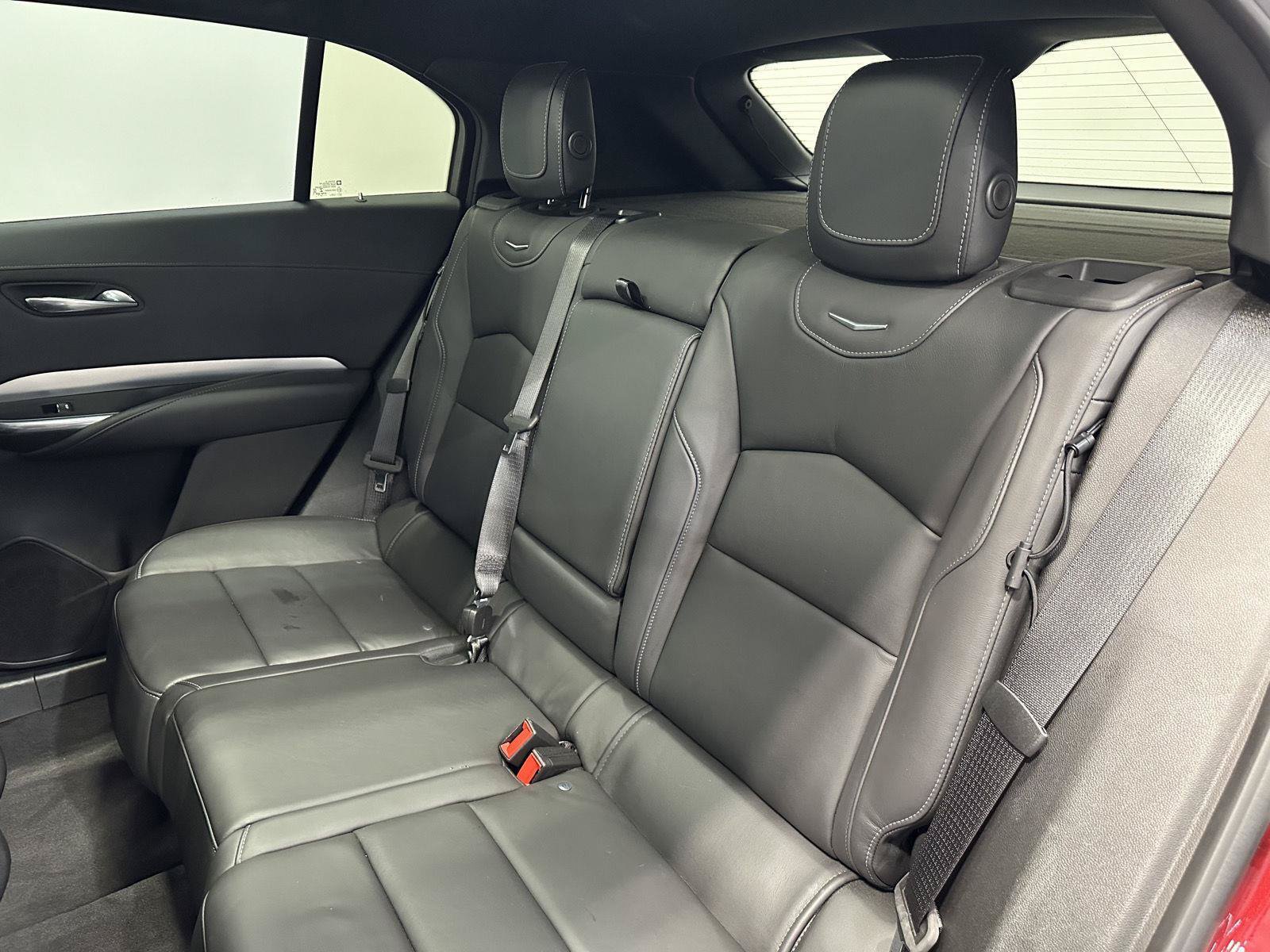 Used 2019 Cadillac XT4 Premium Luxury w/ Cold Weather Package AWD/4WD image 30