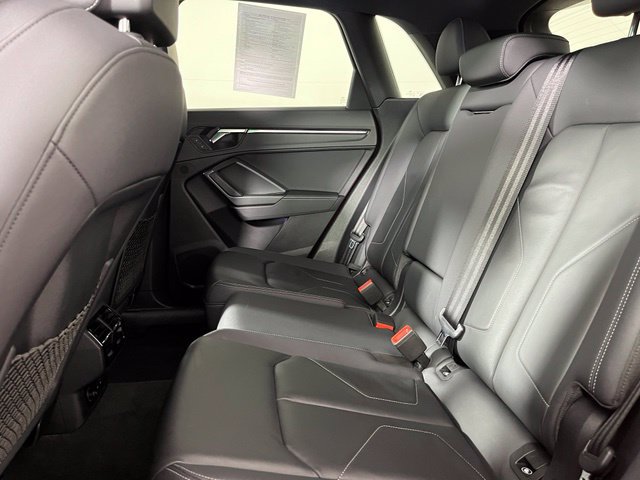 Used 2021 Audi Q3 2.0T Premium Plus w/ Premium Plus Package AWD/4WD image 34