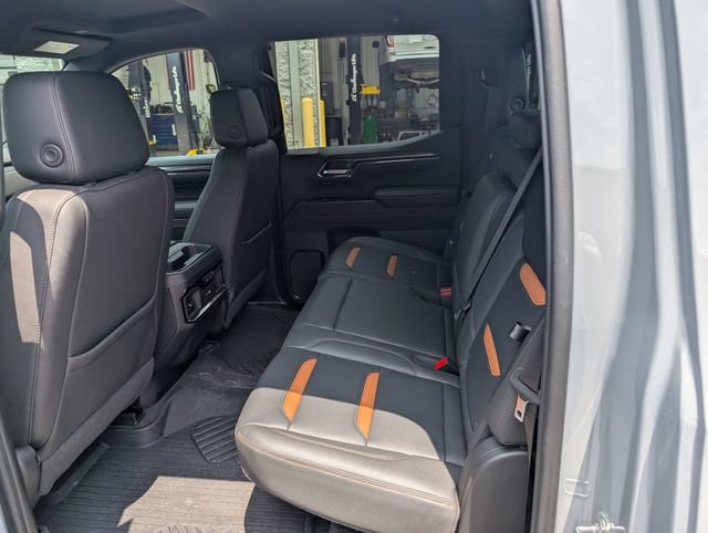 Used 2024 GMC Sierra 1500 AT4 w/ AT4 Carbonpro Edition AWD/4WD image 10