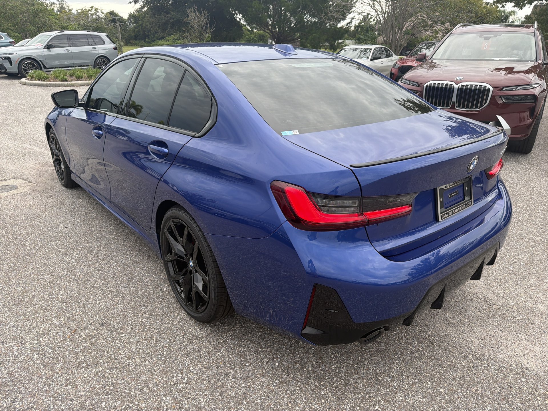 New 2026 BMW 330i Sedan w/ M Sport Package RWD image 6