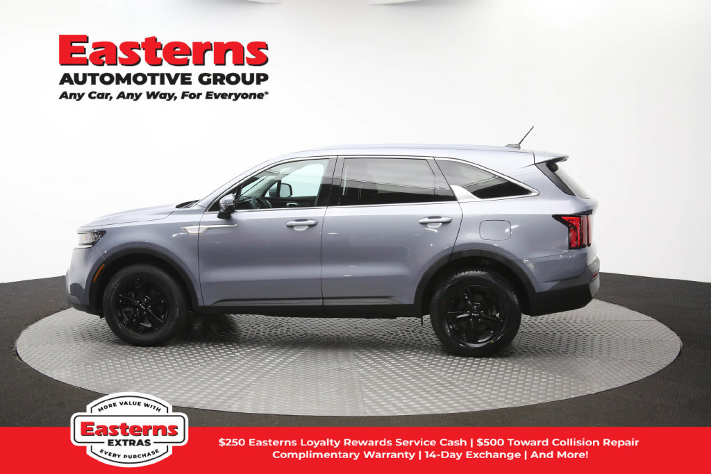 Used 2023 Kia Sorento LX AWD/4WD image 60